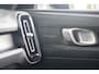 Volvo XC40 T5 Recharge Ultimate Dark | Parkeercamera | Stoelverwarming | Pilot Assist | BLIS | Trekhaak | Glossy Black | Keyless