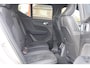 Volvo XC40 T5 Recharge Ultimate Dark | Parkeercamera | Stoelverwarming | Pilot Assist | BLIS | Trekhaak | Glossy Black | Keyless
