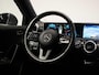 Mercedes-Benz A-klasse 200 Business Sport (STERRENHEMEL,APPLE CARPLAY,NAVI,SPORTSTOELEN,STOELVERWARMING,CAMERA,LED,GETINT,PDC)