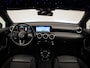 Mercedes-Benz A-klasse 200 Business Sport (STERRENHEMEL,APPLE CARPLAY,NAVI,SPORTSTOELEN,STOELVERWARMING,CAMERA,LED,GETINT,PDC)