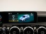 Mercedes-Benz A-klasse 200 Business Sport (STERRENHEMEL,APPLE CARPLAY,NAVI,SPORTSTOELEN,STOELVERWARMING,CAMERA,LED,GETINT,PDC)