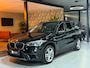 BMW X1 XDrive20i Executive Garantie Camera StoelVW Elek Achterklep PDC Cruise Navi Clima Led Lane All Season Rijklaar