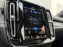 Volvo EC40 Single Motor Extended Range Plus 82 kWh | Panoramadak | Getint glas | Microtech bekleding | Stoel- en stuurverwarming | Keyless | Elektrische achterklep
