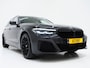 BMW 5-Serie Touring 530e xDrive M Sport Shadow | Panoramadak | Trekhaak | Harman/Kardon | 360 | Head Up | Keyless