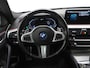 BMW 5-Serie Touring 530e xDrive M Sport Shadow | Panoramadak | Trekhaak | Harman/Kardon | 360 | Head Up | Keyless