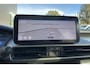 Jeep Avenger Summit 54 kWh | Elektrisch Schuif/kanteldak | Navigatie via App | Climate control | Adapt. Cruise | Carplay | El. Klep | Full LED | PDC V+A | LMV 18 inch