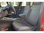 Jeep Avenger Summit 54 kWh | Elektrisch Schuif/kanteldak | Navigatie via App | Climate control | Adapt. Cruise | Carplay | El. Klep | Full LED | PDC V+A | LMV 18 inch