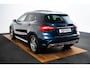 Mercedes-Benz GLA 180 Sport Edition Premium AMG Line Exterieur - Panoramaschuifdak - Stoelverwarming voor - Actieve parkeerassistent - Sfeerverlichting - AMG DYNAMIC SELECT - EASY PACK achterklep -