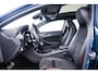 Mercedes-Benz GLA 180 Sport Edition Premium AMG Line Exterieur - Panoramaschuifdak - Stoelverwarming voor - Actieve parkeerassistent - Sfeerverlichting - AMG DYNAMIC SELECT - EASY PACK achterklep -