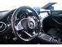 Mercedes-Benz GLA 180 Sport Edition Premium AMG Line Exterieur - Panoramaschuifdak - Stoelverwarming voor - Actieve parkeerassistent - Sfeerverlichting - AMG DYNAMIC SELECT - EASY PACK achterklep -