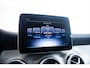 Mercedes-Benz GLA 180 Sport Edition Premium AMG Line Exterieur - Panoramaschuifdak - Stoelverwarming voor - Actieve parkeerassistent - Sfeerverlichting - AMG DYNAMIC SELECT - EASY PACK achterklep -