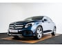 Mercedes-Benz GLA 180 Sport Edition Premium AMG Line Exterieur - Panoramaschuifdak - Stoelverwarming voor - Actieve parkeerassistent - Sfeerverlichting - AMG DYNAMIC SELECT - EASY PACK achterklep -