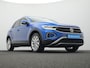 Volkswagen T-Roc 1.0 TSI 115 pk Life Edition | LED koplampen | Achteruitrijcamera | Carplay | Navigatie | Park Assist | Side Assist | 17 inch