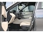 Land Rover Range Rover Velar 2.0 P300 Turbo AWD R-Dynamic SE Luchtvering