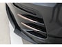 Land Rover Range Rover Velar 2.0 P300 Turbo AWD R-Dynamic SE Luchtvering