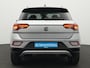 Volkswagen T-Roc 1.5 TSI 150 pk DSG Life Edition | Achteruitrijcamera | Navigatie | Adaptive Cruise | Keyless Entry