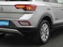 Volkswagen T-Roc 1.5 TSI 150 pk DSG Life Edition | Achteruitrijcamera | Navigatie | Adaptive Cruise | Keyless Entry