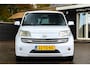 Daihatsu Materia 1.5 Soul Airco I 17 Inch I Cruise Control I Achterspoiler I Wit parelmoer I Bluetooth I Achteruitrijcamera