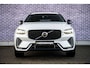Volvo XC60 B5 Ultimate Dark | Trekhaak | Harman & Kardon | Stoel/stuur verwarming | Panorama dak | Adaptieve cruise control | Elektrisch verstelbare voorstoelen met memory |