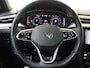 Volkswagen Arteon Shooting Brake 1.4 TSI eHybrid R-Line Business+ | Panoramadak | Parkeerassistent | Stoelverwarming voor en achter | Keyless | Adaptieve demping | Navigatie | Dodehoek detectie |