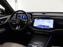 Mercedes-Benz E-klasse Estate 300 e AMG Line | Superscreen | Beige interieur | Massage | Head up | 20 inch | Trekhaak |