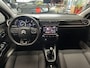 Citroën C3 1.2 PURE TECH SHINE NAVIGATIE CRUISE CONTROL BLUETOOTH TELEFOON APPLE CARPLAY/ANDROID KEYLESS GO RIJSTROOKSENSOREN PDC ZEER MOOI !! Brgl