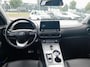Hyundai Kona Electric EV 204pk 2WD Aut. Premium Sky | Schuif-kanteldak | Stoelventilatie | Adaptive Cruise Control | Navigatie | Stoel & Stuurverwaming | Climate Control