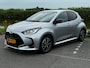 Toyota Yaris 1.5 Hybrid Executive stuur en stoelverwarm. half leer HUD vol