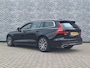 Volvo V60 2.0 B3 Inscription | Trekhaak | Panoramadak | Lederen bekleding | Stoel- en stuurwielverwarming | Adaptive cruise control | Parkeersensoren voor + achter | Achteruitrijcamera | Dode hoek detectie BLIS |