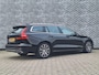 Volvo V60 2.0 B3 Inscription | Trekhaak | Panoramadak | Lederen bekleding | Stoel- en stuurwielverwarming | Adaptive cruise control | Parkeersensoren voor + achter | Achteruitrijcamera | Dode hoek detectie BLIS |