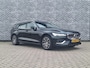 Volvo V60 2.0 B3 Inscription | Trekhaak | Panoramadak | Lederen bekleding | Stoel- en stuurwielverwarming | Adaptive cruise control | Parkeersensoren voor + achter | Achteruitrijcamera | Dode hoek detectie BLIS |