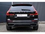 Volvo XC60 T6 Plug-in hybrid AWD R-Design | Harman Kardon Premium Sound | Panoramisch schuif-/kanteldak | Sportlederen interieur | Google Infotainment | Verwarmbare stoel en stuurwiel | Parkeercamera |