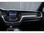 Volvo XC60 T6 Plug-in hybrid AWD R-Design | Harman Kardon Premium Sound | Panoramisch schuif-/kanteldak | Sportlederen interieur | Google Infotainment | Verwarmbare stoel en stuurwiel | Parkeercamera |