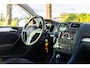 Volkswagen Golf 1.4 TSI Highline Automaatrevisie 2025 I NL Auto I NAP I Trekhaak I Climate I Cruise I Navigatie I Bluetooth I 18"