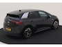 Volkswagen ID.3 First Plus 58 kWh / CAMERA/ PARK. SENSOREN/ STOELVERWARM./ IQ. LIGHT/ NAVI/ CLIMA/ GETINT GLAS/ 19" LMV