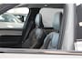 Volvo XC90 T8 455PK AWD Ultra Dark | Massage + Ventilatie | Luchtvering | B&W Audio | Gelam Glas |  360º view