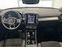 Volvo XC40 B4 Plus Black Edition | Apple Carplay/Android Auto|telefoonintegratie premium | Cruise control adaptief met Stop&Go en stuurhulp | DAB ontvanger