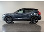 Volvo XC40 B4 Plus Black Edition | Apple Carplay/Android Auto|telefoonintegratie premium | Cruise control adaptief met Stop&Go en stuurhulp | DAB ontvanger