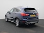 BMW X1 sDrive20i Orange Edition III | PANO-SCHUIFDAK | HEAD-UP | LEER | CAMERA | STOELVERWARMING | SPORTSTOELEN