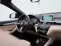 BMW X1 sDrive20i Orange Edition III | PANO-SCHUIFDAK | HEAD-UP | LEER | CAMERA | STOELVERWARMING | SPORTSTOELEN