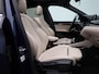 BMW X1 sDrive20i Orange Edition III | PANO-SCHUIFDAK | HEAD-UP | LEER | CAMERA | STOELVERWARMING | SPORTSTOELEN