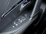 Peugeot 208 GT 1.2 Hybrid 110pk Automaat DODE HOEK | PDC + 360° CAM. | 17''LM | DAB | ADAPT. CRUISE | APPLE-CARPLAY