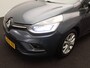Renault Clio TCe 90 Intens | Medianav multimedia met Apple CarPlay & Android Auto | Elektronisch geregelde airconditioning | Lichtmetalen wielen | Parkeersensoren | Metaalkleur |