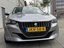Peugeot 208 1.2 PureTech OutLaw Edition- Navigatie / Apple CarPlay I Airco I 18 inch Sport velgen I LED I PDC I Dealer onderhouden