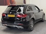 Mercedes-Benz GLC 300E 4MATIC BUSINESS SOLUTION NL AUTO !! LEDER NAVIGATIE ADAPTIVE CRUISE CONTROL BLUETOOTH TELEFOON MEDIA VOORBEREIDING RIJSTROOKSENSOREN ACHTERUITRIJCAMERA UITKLAPBARE TREKHAAK ZEER MOOI !! Brgl