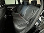 Mercedes-Benz GLC 300E 4MATIC BUSINESS SOLUTION NL AUTO !! LEDER NAVIGATIE ADAPTIVE CRUISE CONTROL BLUETOOTH TELEFOON MEDIA VOORBEREIDING RIJSTROOKSENSOREN ACHTERUITRIJCAMERA UITKLAPBARE TREKHAAK ZEER MOOI !! Brgl