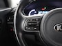 Kia e-Niro ExecutiveLine 64 kWh | Trekhaak | Lederen Bekleding | JBL Audio | Dodehoekdetectie | Stoel/Stuurwielverwarming | Stoelventilatie | Elektrisch bedienbare bestuurdersstoel met geheugenfunctie