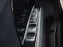 Kia e-Niro ExecutiveLine 64 kWh | Trekhaak | Lederen Bekleding | JBL Audio | Dodehoekdetectie | Stoel/Stuurwielverwarming | Stoelventilatie | Elektrisch bedienbare bestuurdersstoel met geheugenfunctie