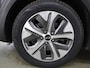 Kia e-Niro ExecutiveLine 64 kWh | Trekhaak | Lederen Bekleding | JBL Audio | Dodehoekdetectie | Stoel/Stuurwielverwarming | Stoelventilatie | Elektrisch bedienbare bestuurdersstoel met geheugenfunctie