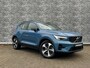Volvo XC40 B4 Aut. Plus Dark | Trekhaak | Adaptive cruise control | Verwarmbare voorruit | Dode hoek detectie BLIS | Harman Kardon audio |